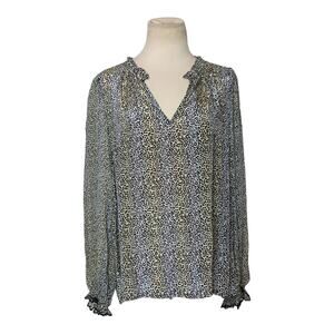 Velvet by Graham & Spencer Leopard Printed Blouse size Large